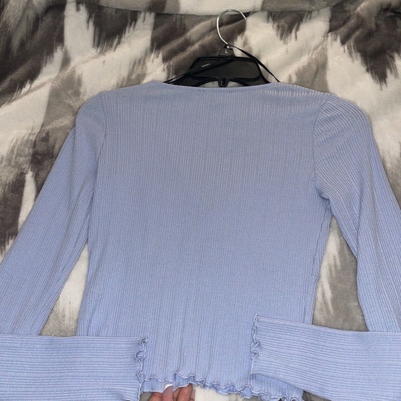 Baby Blue Long Sleeve - Picture 4 of 4